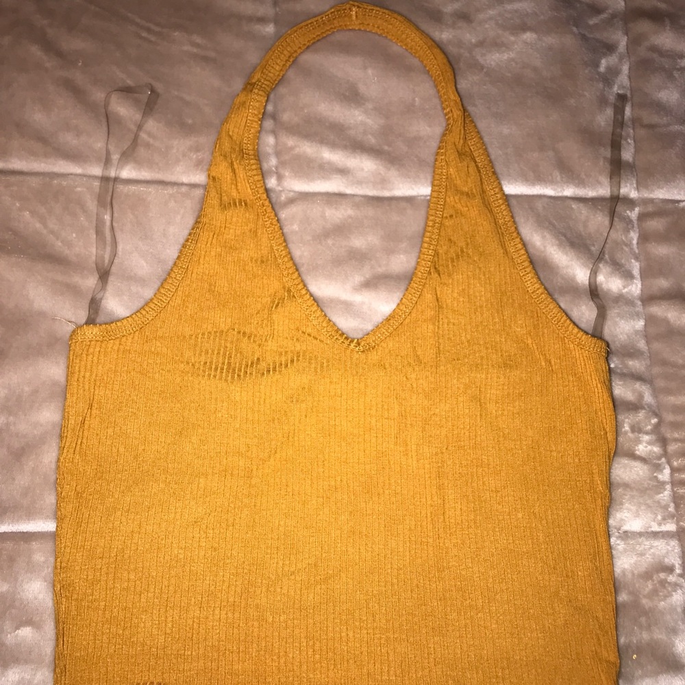 Halter crop top